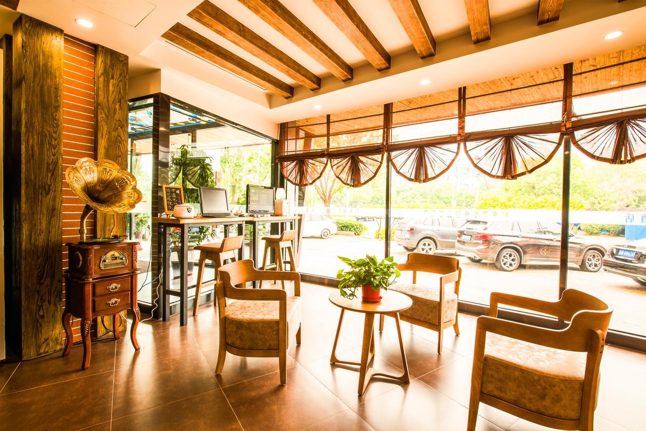 Nostalgia Hotel Near Tianjin Polar Ocean Word- Tianjin Fonte Joy World, 10 Minutes Drive Away From Tianjin Tanggu High-Speed Railway Station, Free Ice-Cream, Mineral Water, Snacks And Laundry Service, English Communication Well Exterior foto
