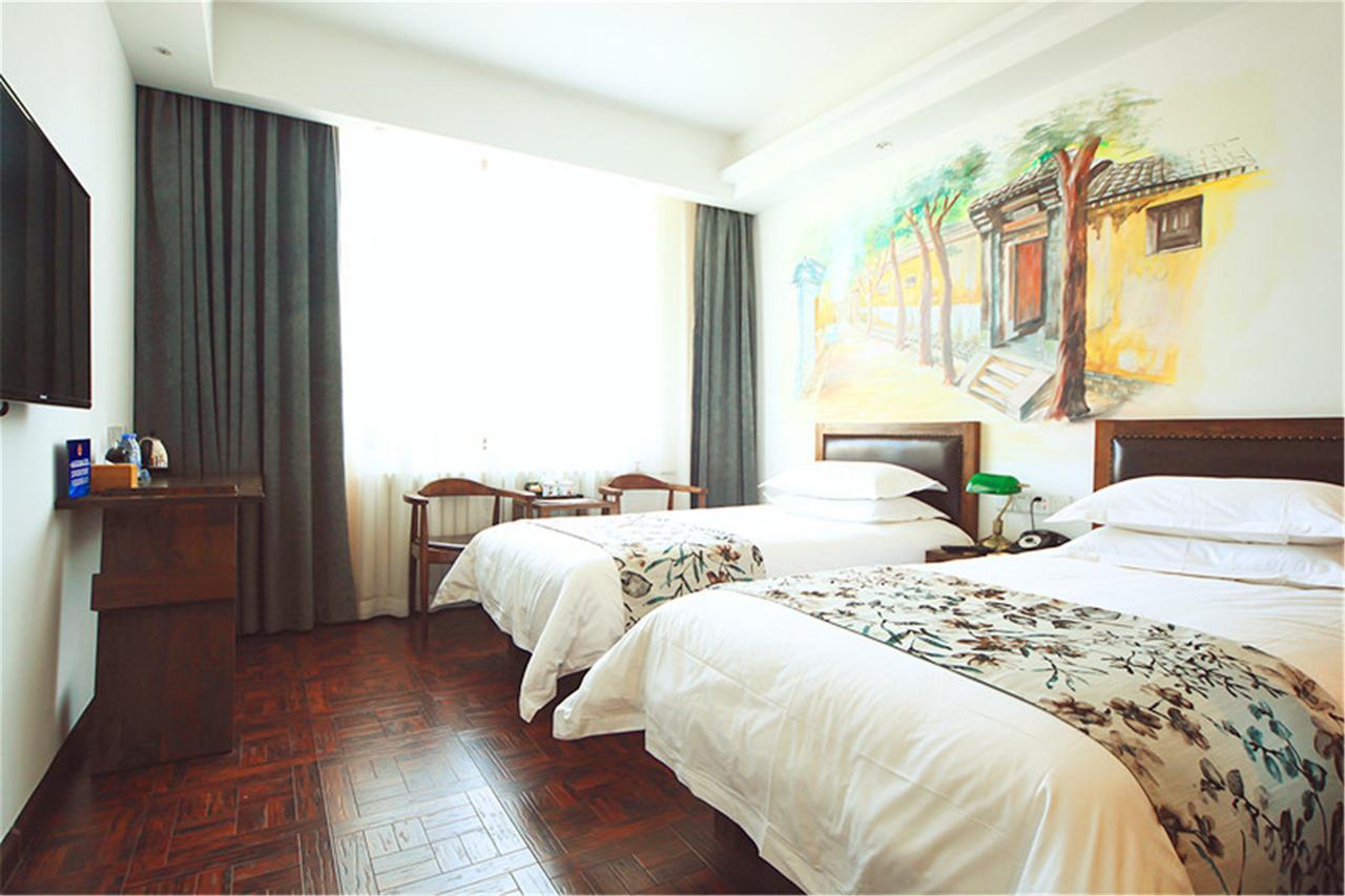 Nostalgia Hotel Near Tianjin Polar Ocean Word- Tianjin Fonte Joy World, 10 Minutes Drive Away From Tianjin Tanggu High-Speed Railway Station, Free Ice-Cream, Mineral Water, Snacks And Laundry Service, English Communication Well Exterior foto