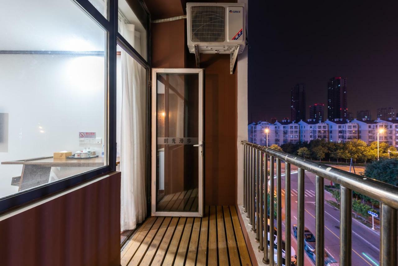 Nostalgia Hotel Near Tianjin Polar Ocean Word- Tianjin Fonte Joy World, 10 Minutes Drive Away From Tianjin Tanggu High-Speed Railway Station, Free Ice-Cream, Mineral Water, Snacks And Laundry Service, English Communication Well Exterior foto