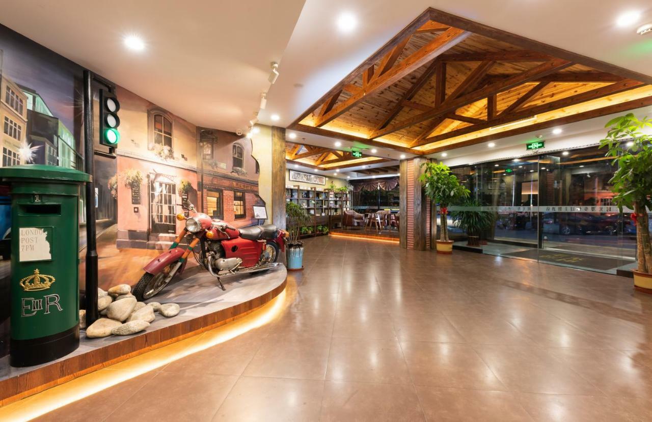 Nostalgia Hotel Near Tianjin Polar Ocean Word- Tianjin Fonte Joy World, 10 Minutes Drive Away From Tianjin Tanggu High-Speed Railway Station, Free Ice-Cream, Mineral Water, Snacks And Laundry Service, English Communication Well Exterior foto